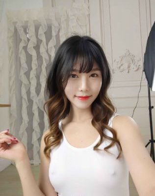 抖动两个球球舞