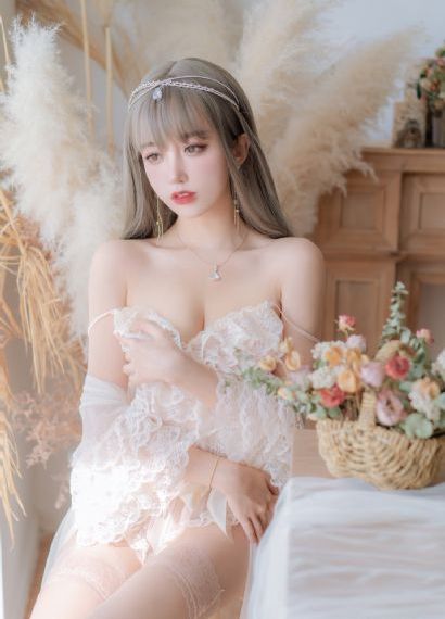 鲤鱼乡3p 双性 调教